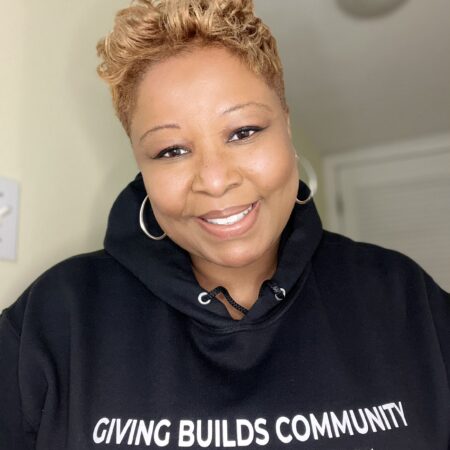 GIVING BUILDS COMMUNITY (HOODIE)